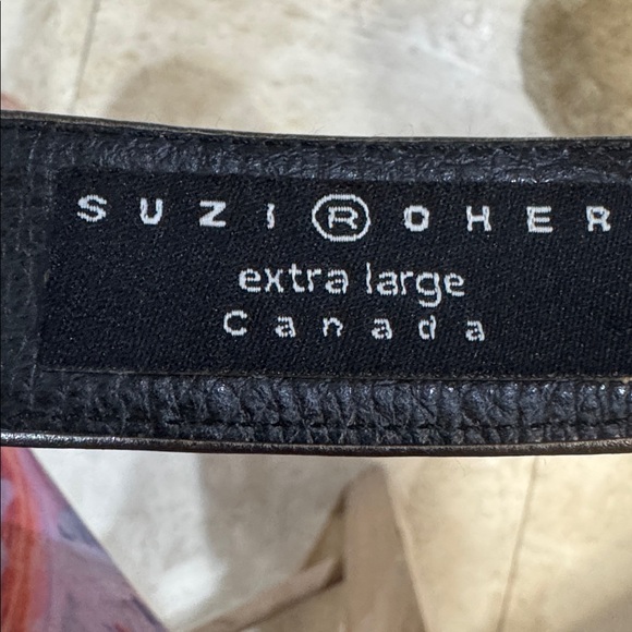 Embellished Crystal Metallic Belt - Picture 11 of 11